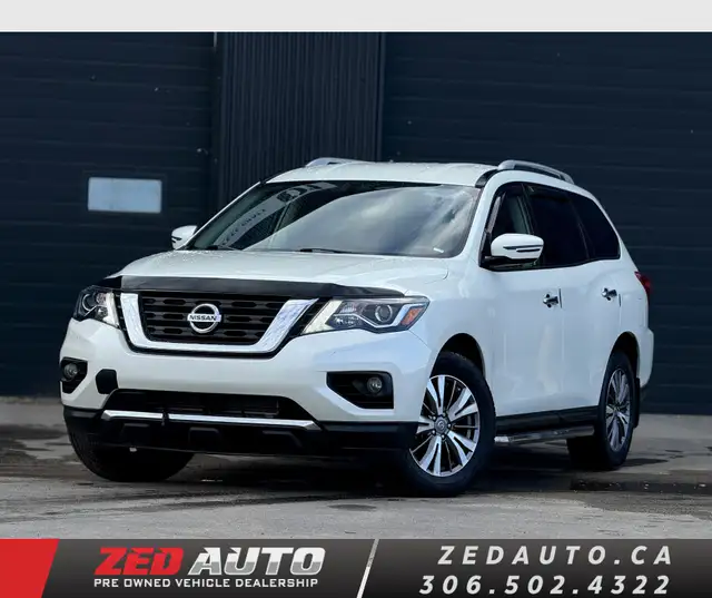 2019 Nissan Pathfinder SL V6 AWD | 7 Passenger | Heated Seats