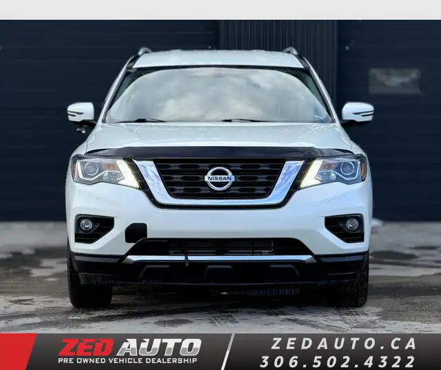 2019 Nissan Pathfinder SL V6 AWD | 7 Passenger | Heated Seats - Photo 2