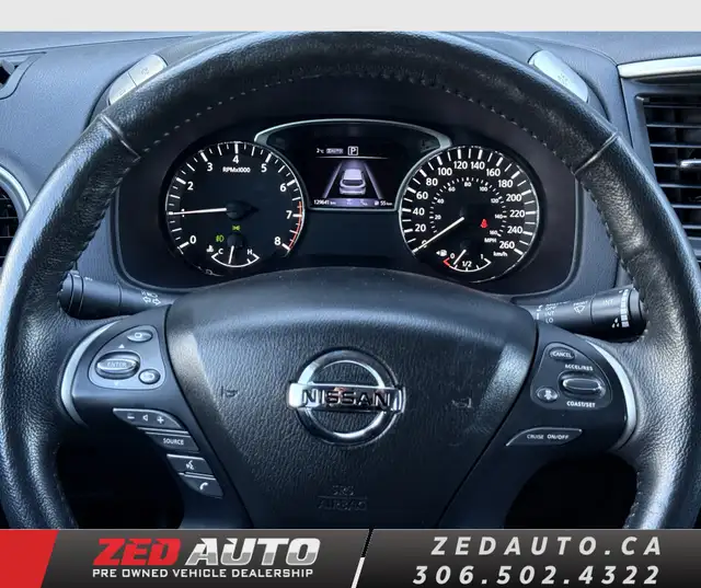 2019 Nissan Pathfinder SL V6 AWD | 7 Passenger | Heated Seats - Photo 19