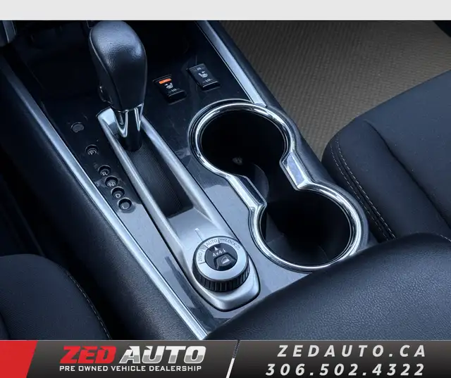 2019 Nissan Pathfinder SL V6 AWD | 7 Passenger | Heated Seats - Photo 22