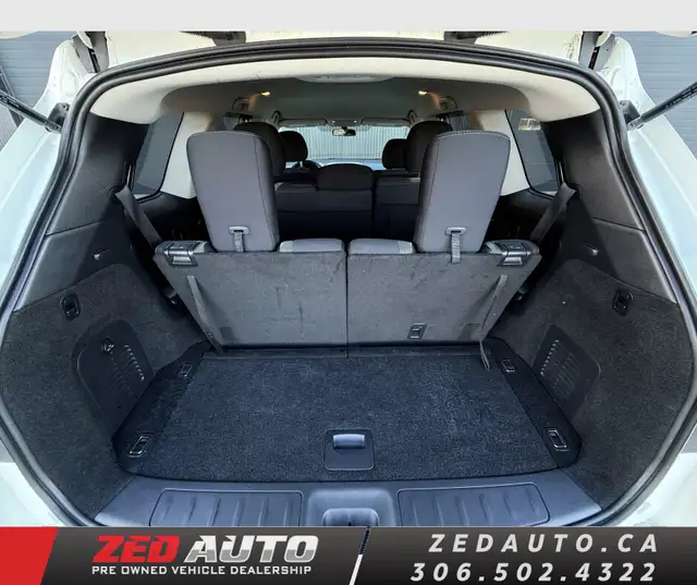 2019 Nissan Pathfinder SL V6 AWD | 7 Passenger | Heated Seats - Photo 28