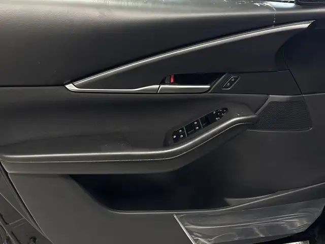 2026 Mazda CX-30 GS AWD - Photo 8