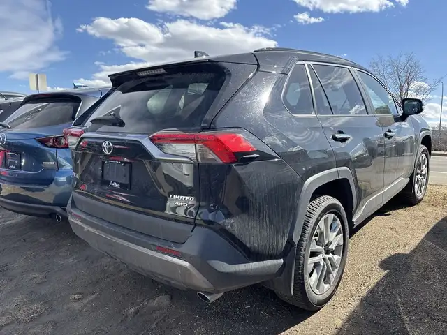 2021 Toyota RAV4 - Photo 5