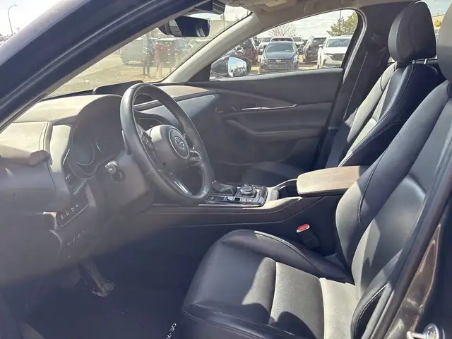 2022 Mazda CX-30 - Photo 4