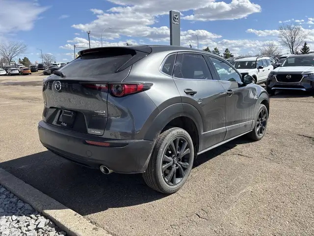 2022 Mazda CX-30 - Photo 5