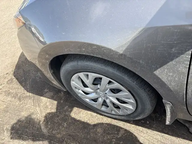 2017 Toyota Corolla - Photo 6