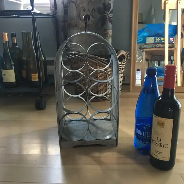Porte-bouteilles / racks (vin ou autres) (3 items) - Photo 4