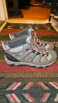 Keen Koven Waterproof Hiking Boots