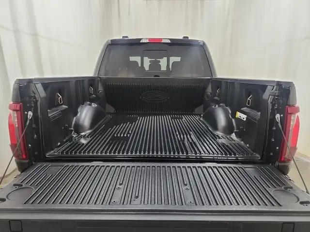 2024 Ford F-150 XLT 4WD 302A Black Edition Powerful 430HP Hybrid - Photo 9