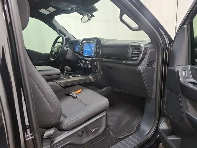2024 Ford F-150 XLT 4WD 302A Black Edition Powerful 430HP Hybrid - Photo 11