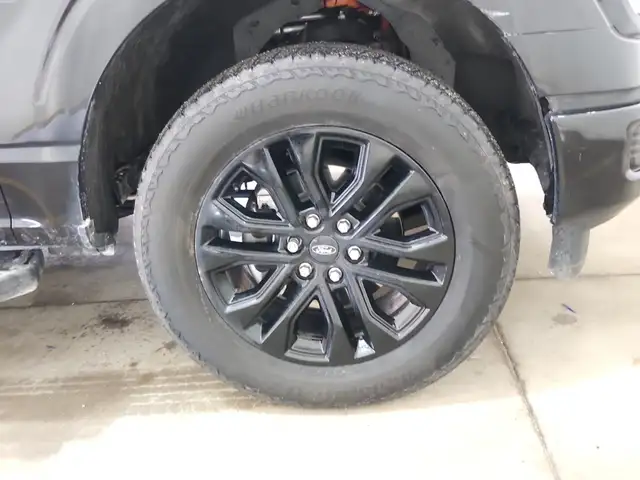 2024 Ford F-150 XLT 4WD 302A Black Edition Powerful 430HP Hybrid - Photo 12