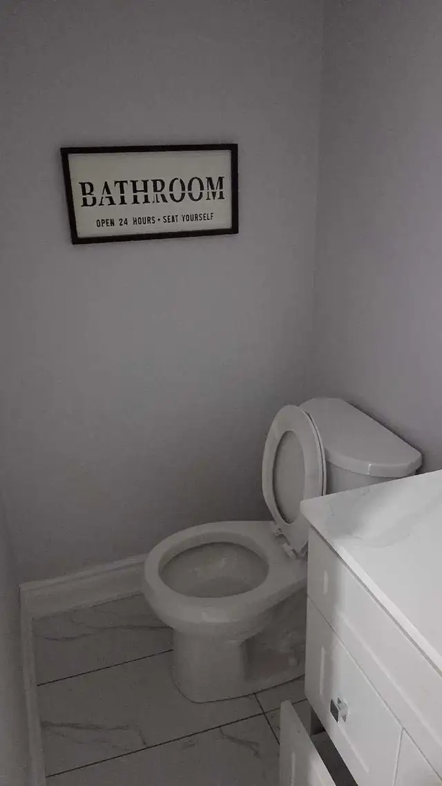 furnished room for rent Winston Churchill 403 QEW - Photo 2