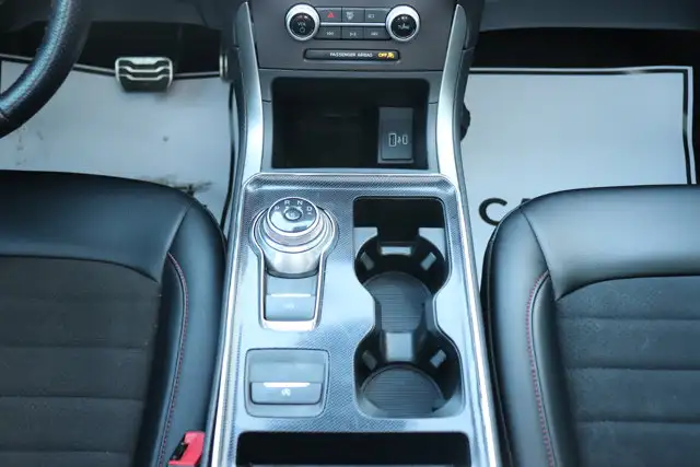 2021 Ford Edge ST Line New Arrival - Photo 11