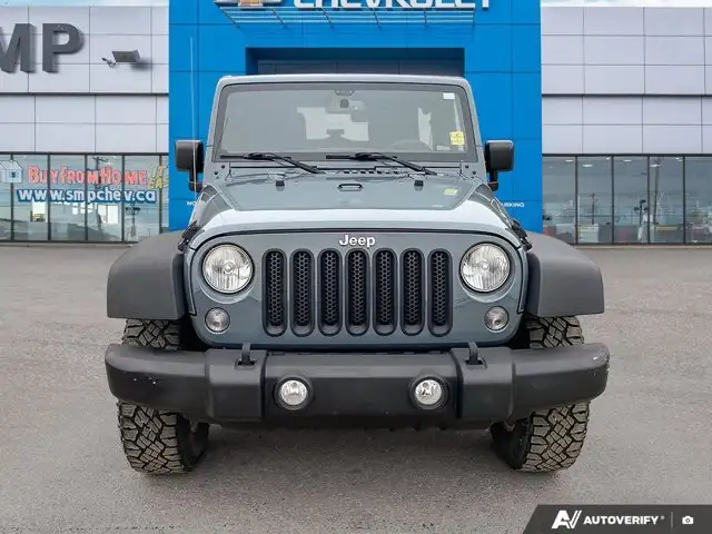 2015 Jeep Wrangler Unlimited Sport | 4X4 | V6 | Hitch - Photo 9