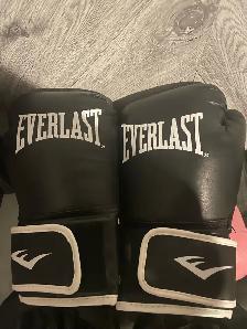 Gant de boxe Noir adulte everlast à Drummondville