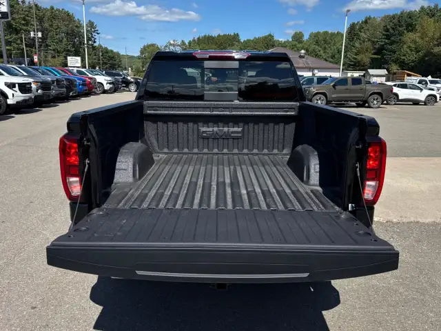 2026 GMC Sierra 1500 - Photo 7