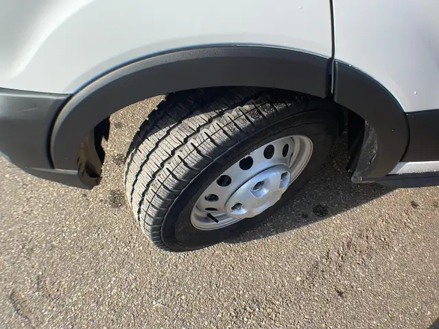 2026 Ford Transit Cargo Van Mr Cargo AWD 101A - Photo 10