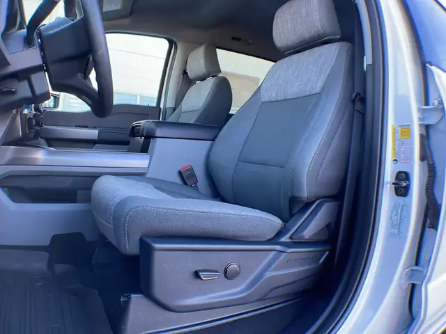 2026 Ford Super Duty F-450 Dually XLT FX4 673A - Photo 22