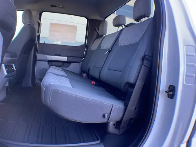 2026 Ford Super Duty F-450 Dually XLT FX4 673A - Photo 23