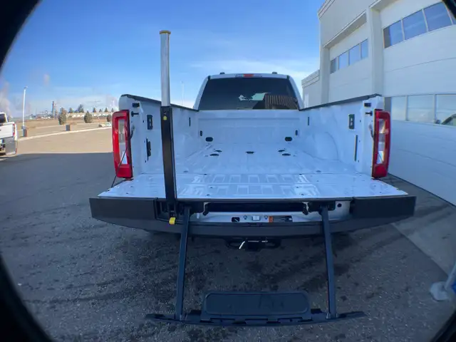 2026 Ford Super Duty F-450 Dually XLT FX4 673A - Photo 35