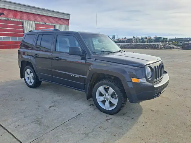 2014 Jeep Patriot - Photo 2