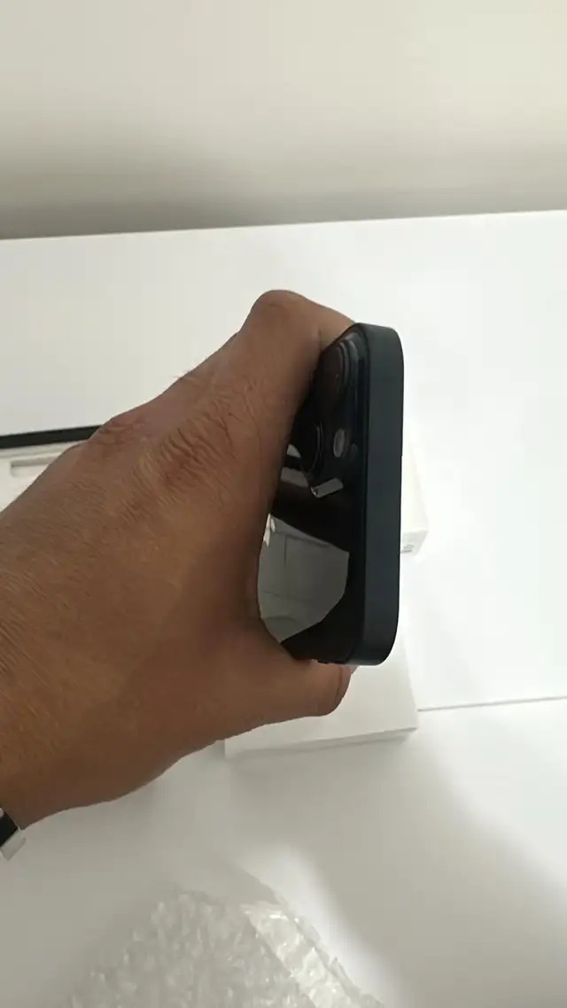 iPhone 13 128gb Airpods/Fast Charger/Delivery - Photo 4