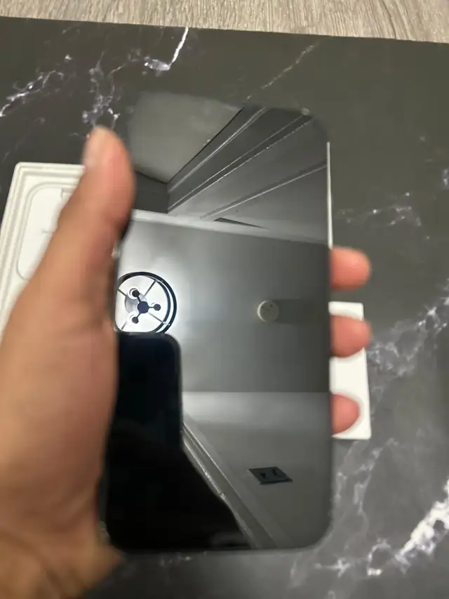 iPhone 14 128gb 86% battery Airpods/Charger Set/Delivery - Photo 2