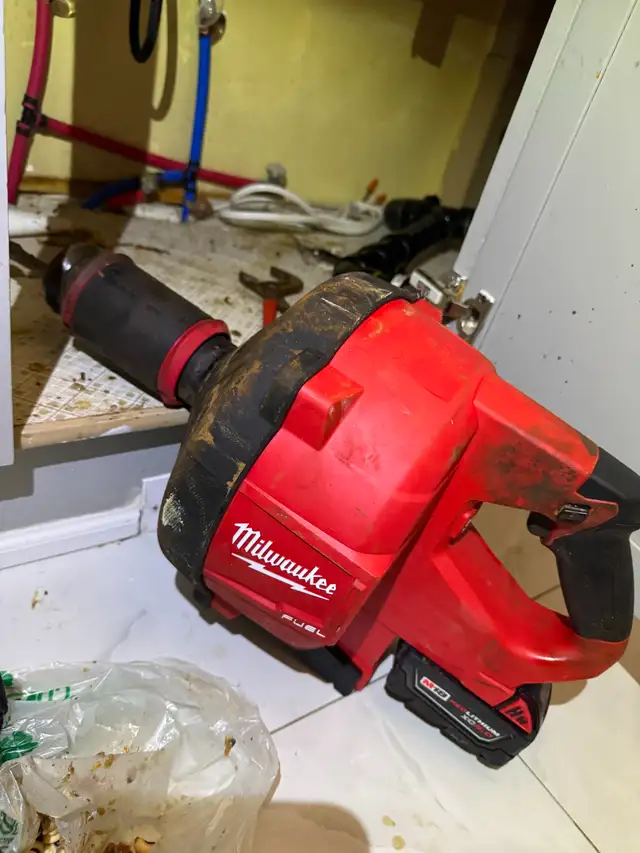 KITCHEN DRAIN FOOD GREASE BUILDUP REMOVER MACHINE