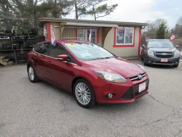 2013 Ford Focus Titanium - Photo 2