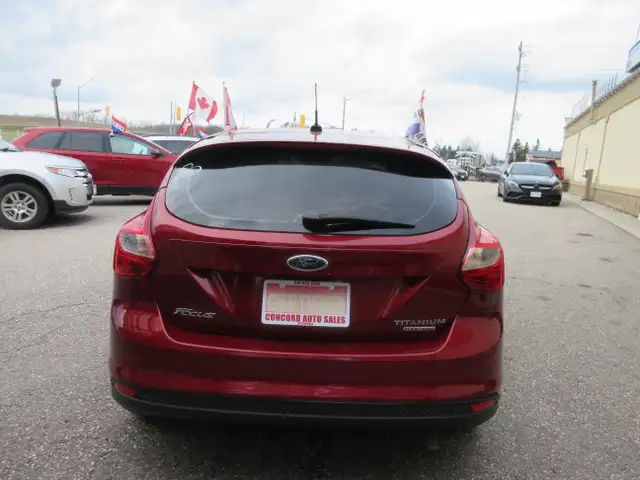 2013 Ford Focus Titanium - Photo 8
