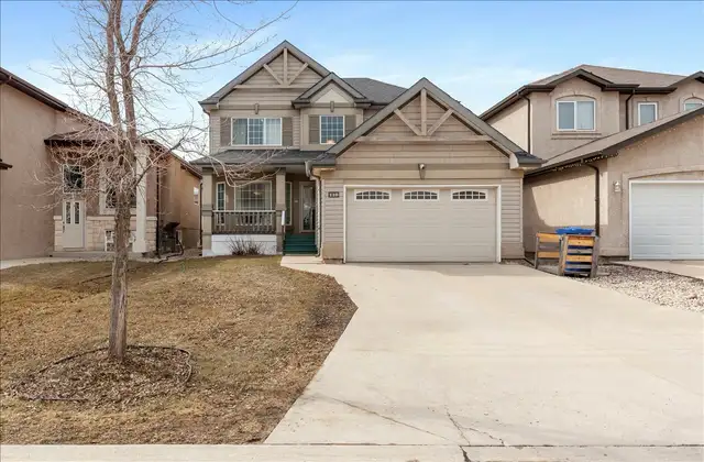 110 Darbrett Bay For Sale