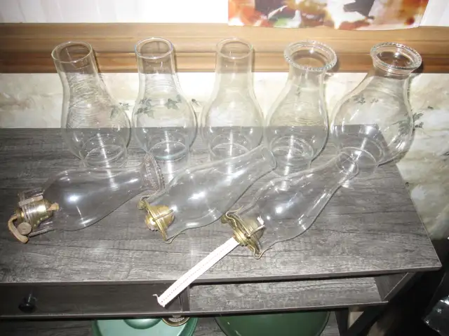 OIL LAMP CHIMNEYS & NO:1 BURNERS QUEEN MARY & EAGLE