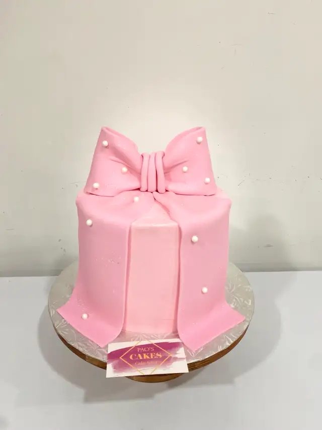 Oakville cakes custom cakes - Photo 3