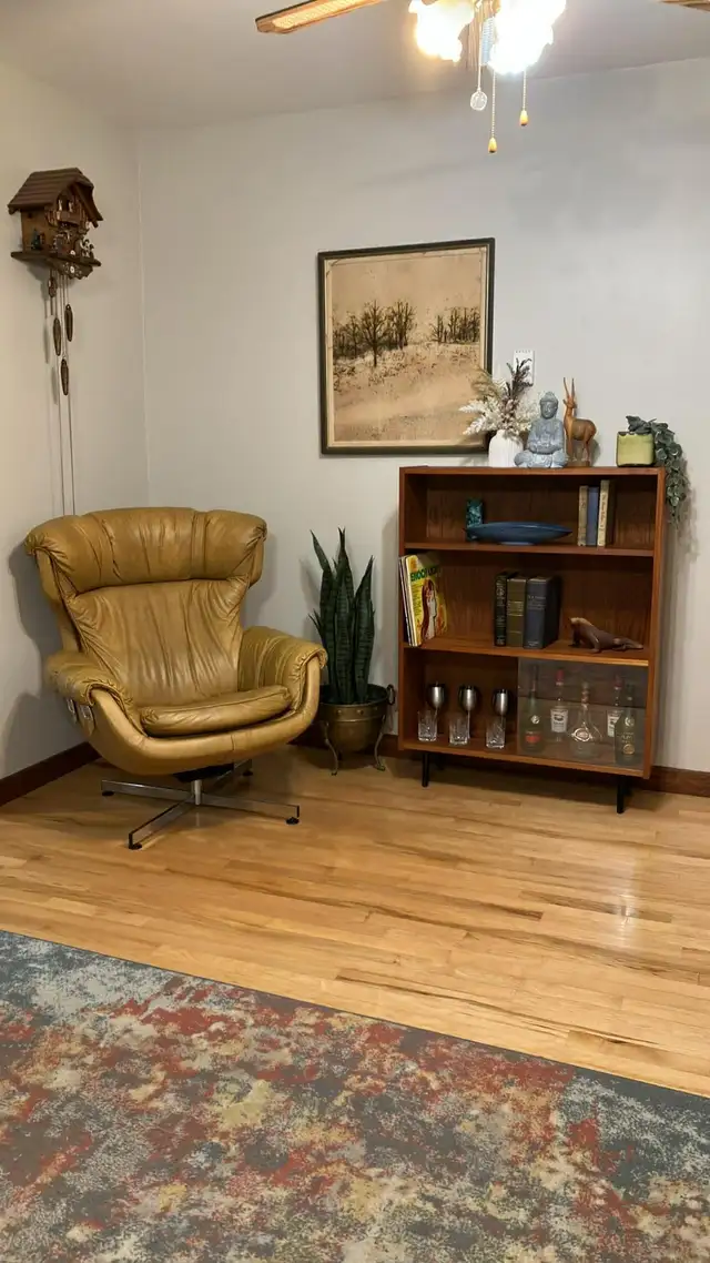 Mid century. Fauteuil armchair / TEAK TECK. Buffet, vitrine
