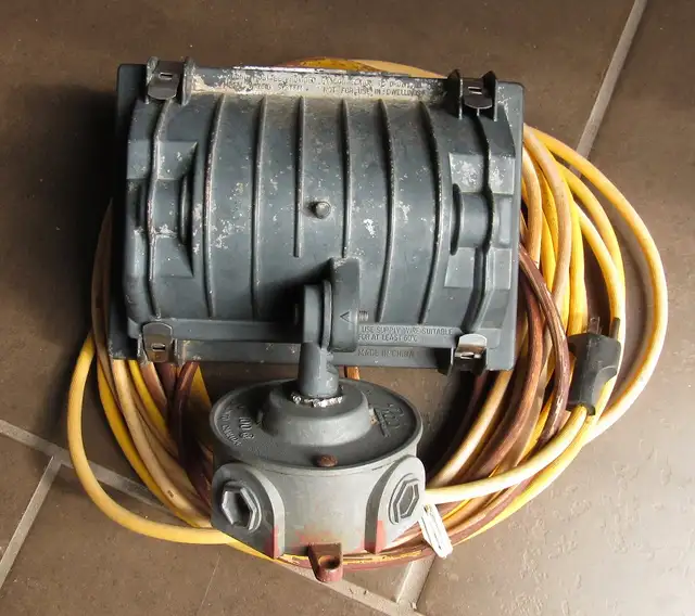 Halogen spotlight outdoor - Photo 2