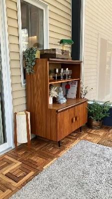 Mid century. TEAK TECK. Lampe / Crédence, buffet disque vinyle,
