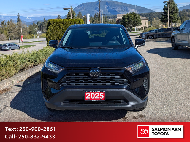 2025 Toyota RAV4 LE LE AWD, CERTIFIED, NO ACCIDENTS, NEAR NEW... - Photo 2