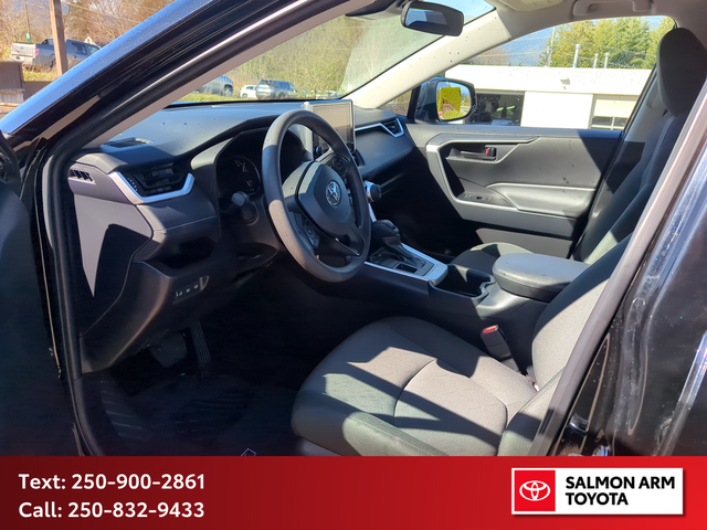 2025 Toyota RAV4 LE LE AWD, CERTIFIED, NO ACCIDENTS, NEAR NEW... - Photo 13