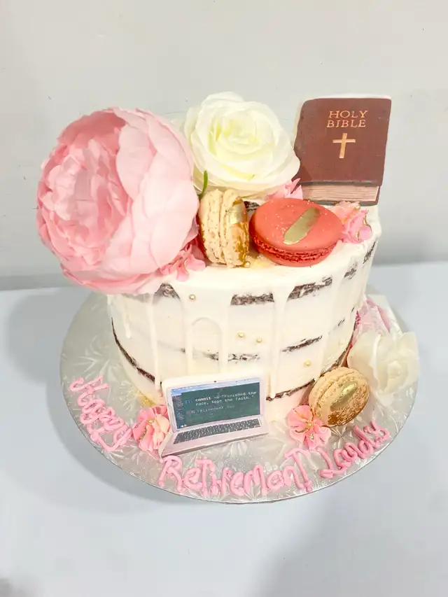 amazing cakes , retirement cake - Photo 10