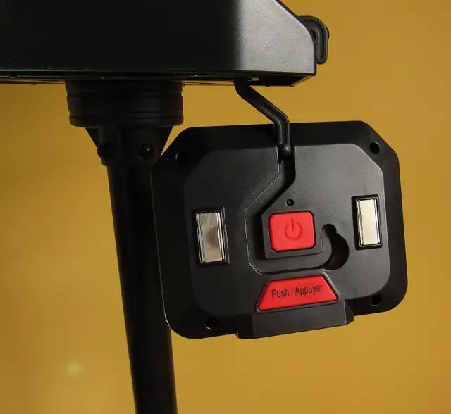 3000 lumens LED tripod worklights photography Motomaster - Photo 6