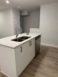 2 bedroom, 1.5 Bath Apartment Townhome: June 1st