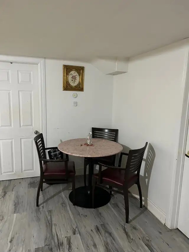 Private Room for rent available for Female - Photo 8
