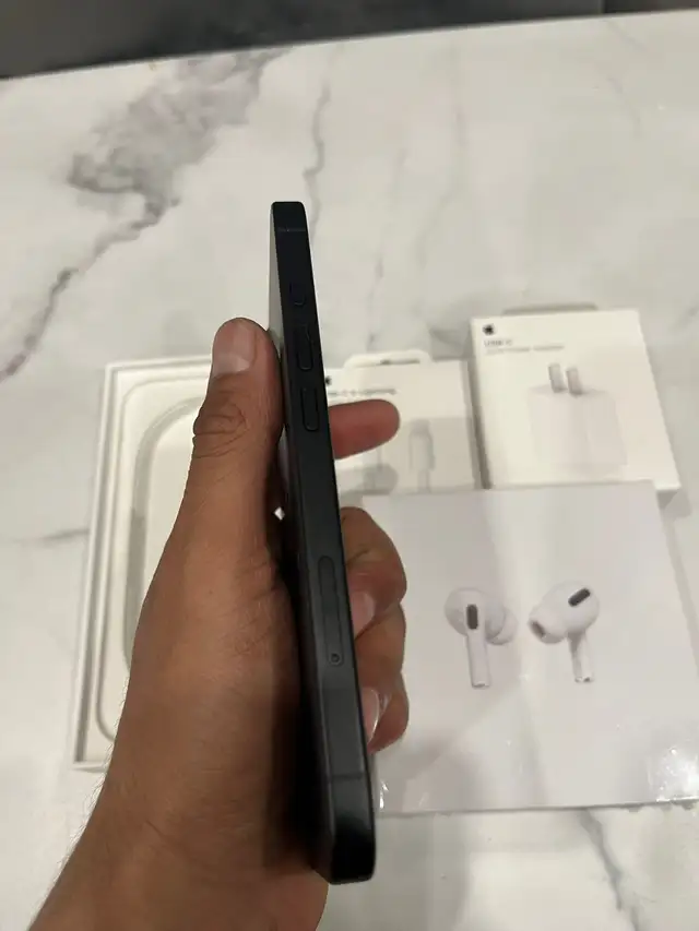 iPhone 16 128gb 91% battery Airpods/Adapter Pkg/Delivery - Photo 2