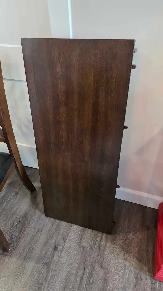 Dining room set with 6 chairs and a leaf - Photo 8