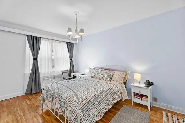 CONDO  4 ½ AVEC VUE PANORAMIQUE IMPRENABLE SUR LE MONT ROYAL - Photo 4