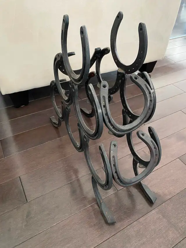 Wine Rack,Rustic Farmhouse / Western themed made from horseshoes - Photo 2
