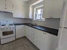 Beau GRAND 4½ LIBRE/CDN/POLY/ HEC/UdeM