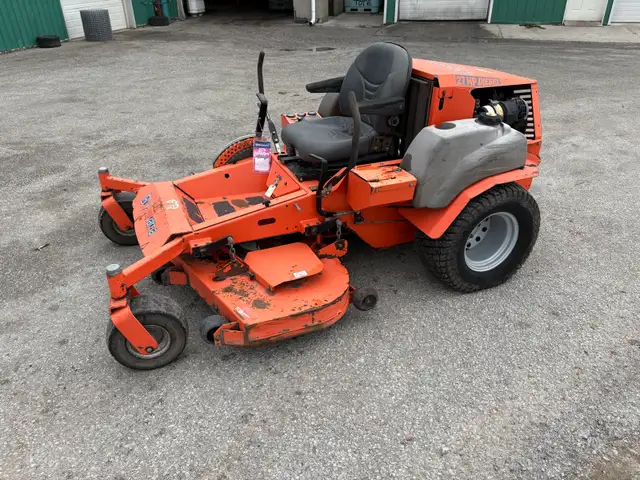Diesel lawnmower - Photo 2