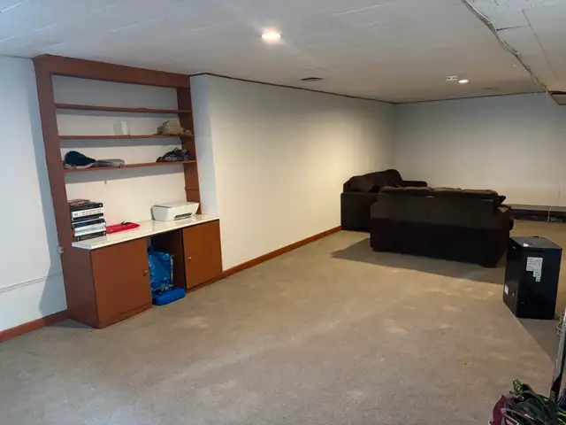 Room for Sublet Available May 1st - Photo 3