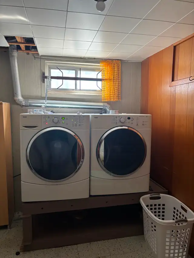 Room for Sublet Available May 1st - Photo 7